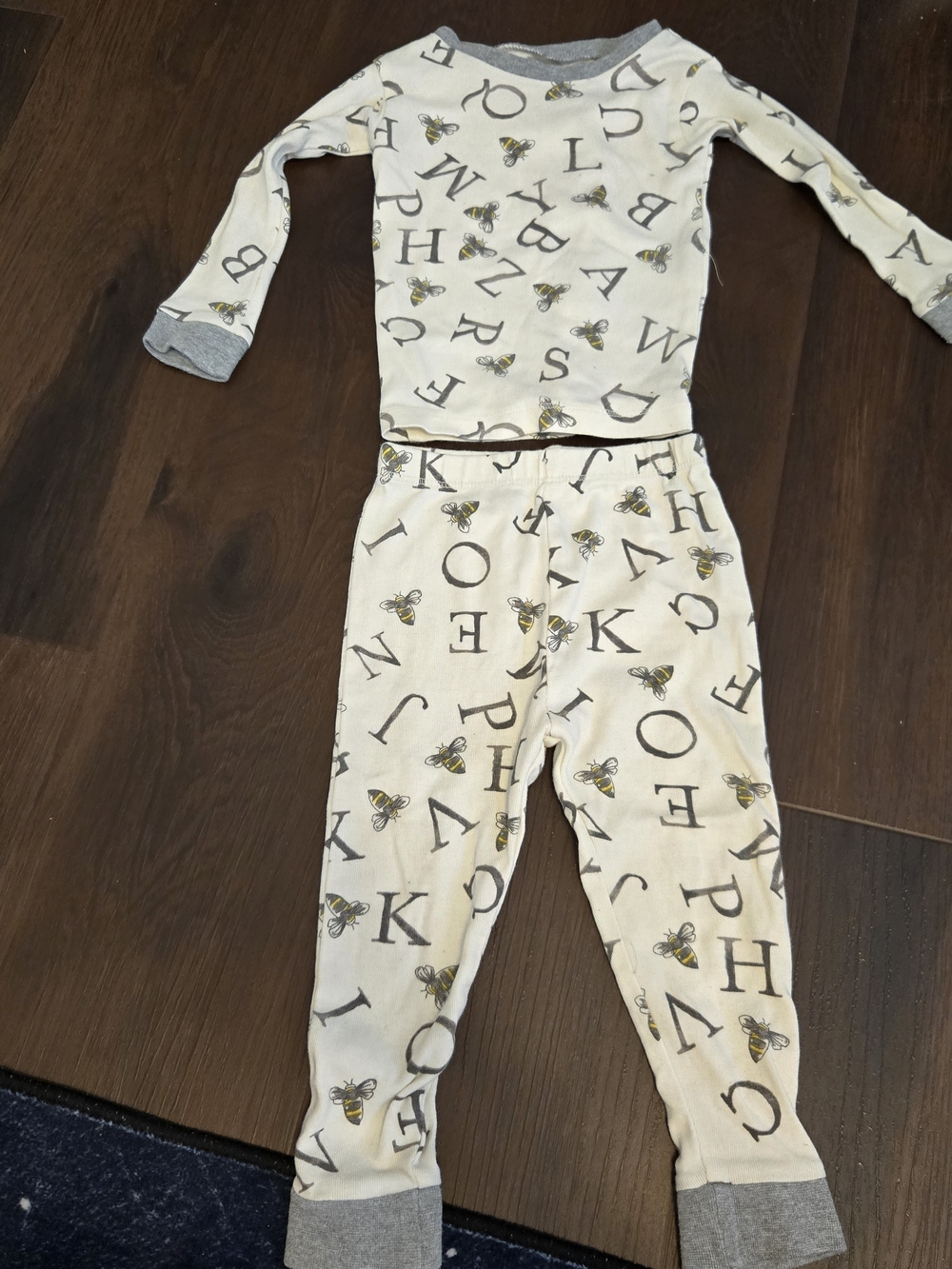 Burt's Bees Baby Cream Bee & Alphabet Pajama Set with Gray Trim, 18M
